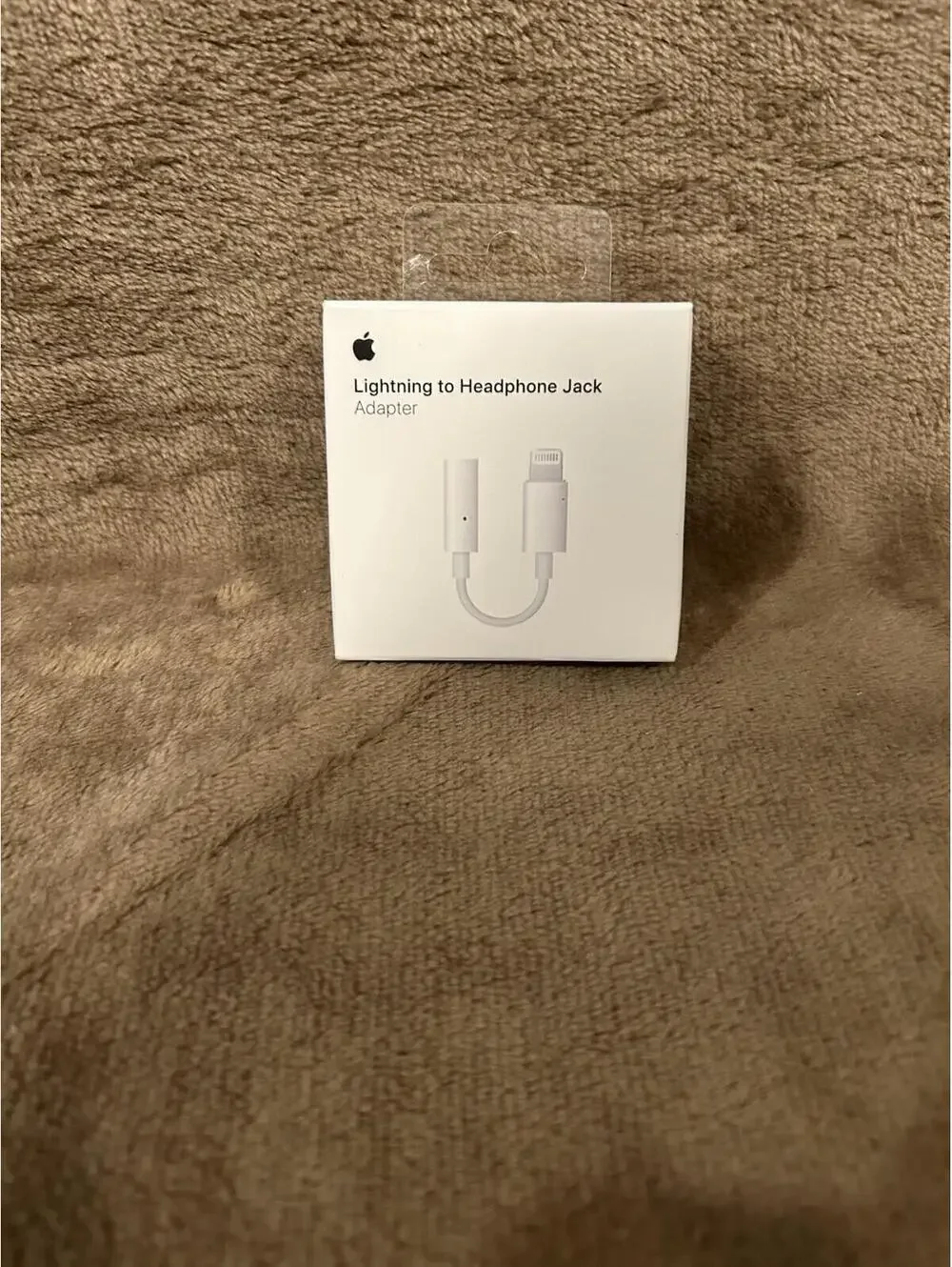 Apple MMX62AM/A 3.5mm Audio Adapter